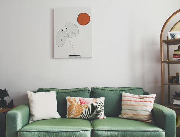 Encouragez l'indépendance de votre enfant avec une penderie montessori